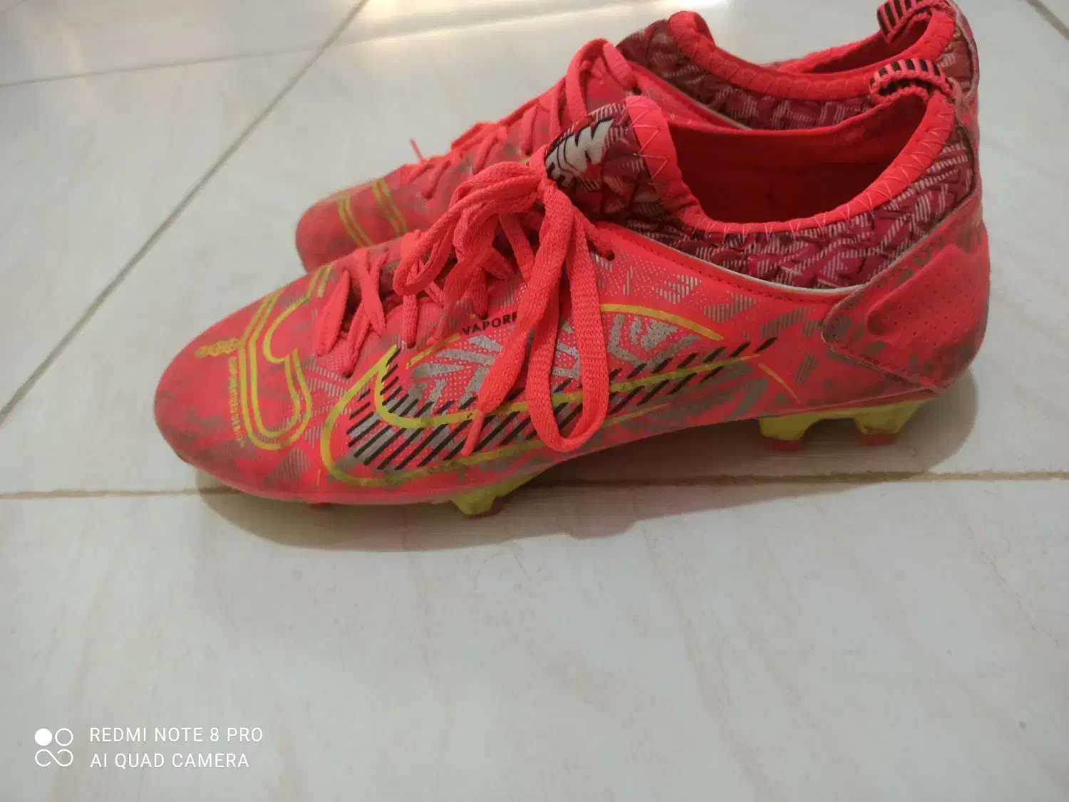 کفش فوتبال|کیف، کفش، کمربند|کرمانشاه, |دیوار