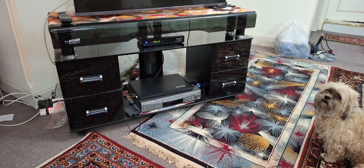 میزتلوزیون|میز تلویزیون|شاهین‌شهر, مخابرات (شهید بهشتی)|دیوار