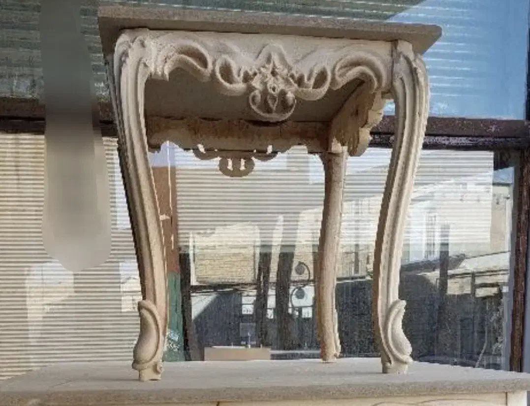 جلومبلی عسلی چوبی و پلیمر زیبا|مبلمان خانگی و میز عسلی|تهران, صاحب الزمان|دیوار