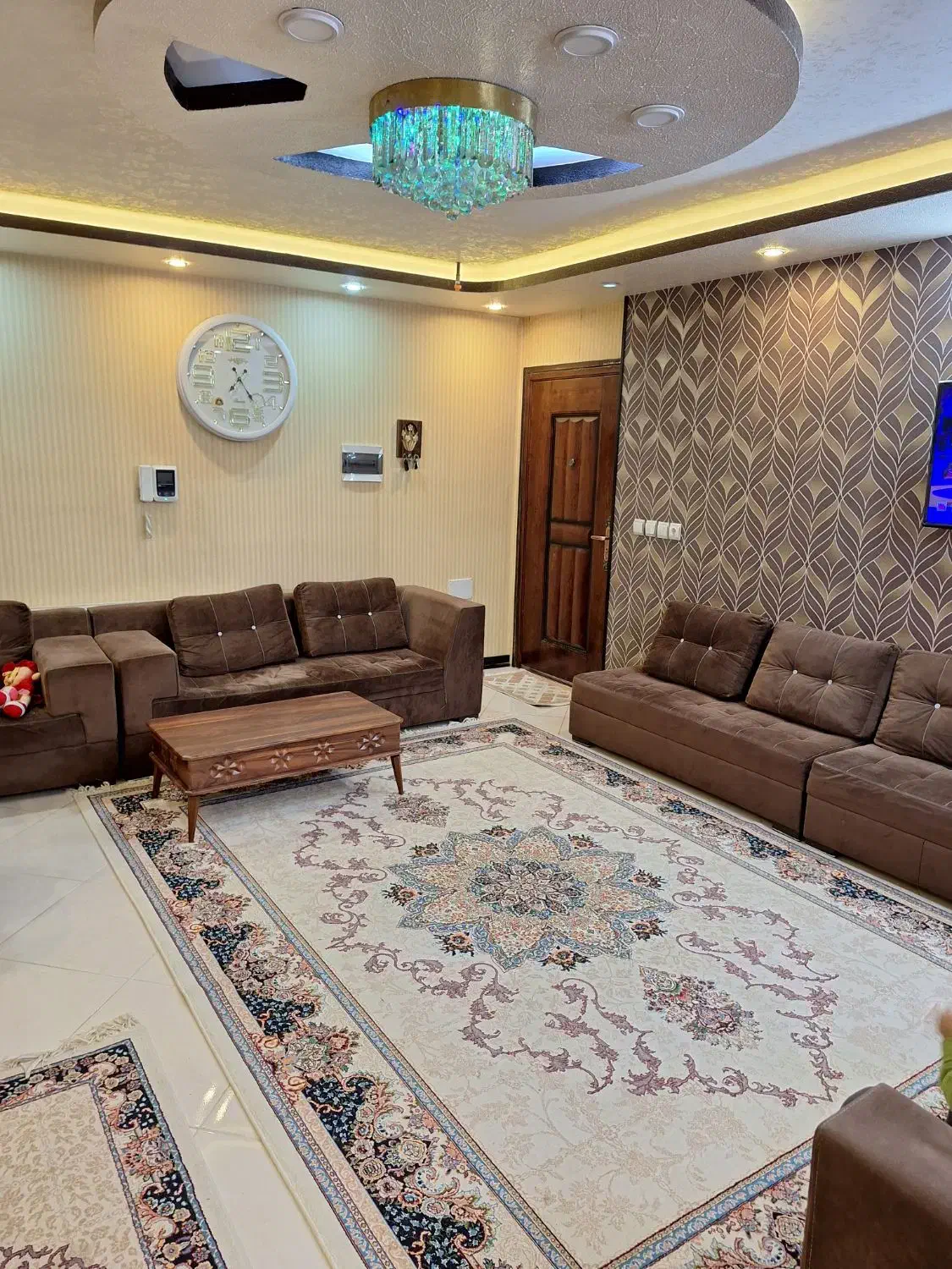 خونه ۹۰ متری مخابرات ساخت ۱۴۰۰ خیابان ۱۵ شرقی|فروش آپارتمان|شاهین‌شهر, مخابرات (شهید بهشتی)|دیوار