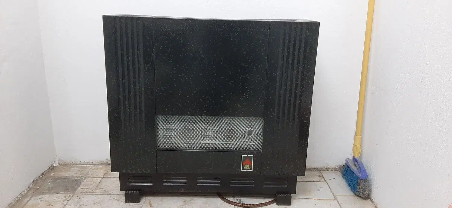 دو عدد بخاری|بخاری، هیتر، شومینه|بندر انزلی, زنبق|دیوار