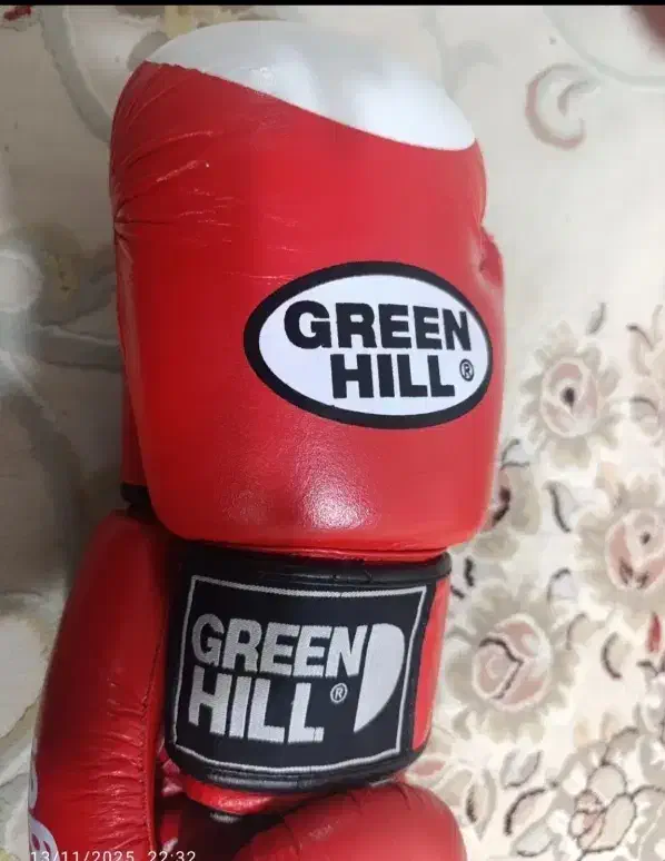 دستکش بوکس درحدنوتمیزواک|تجهیزات ورزشی|کاشان, لتحر|دیوار