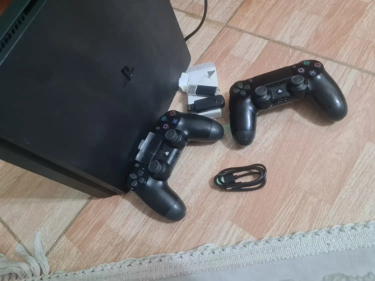 پی اس ۴ فور اسلیم ۱ترابایت دو دسته usbکپی خور|کنسول، بازی ویدئویی و آنلاین|بوکان, |دیوار