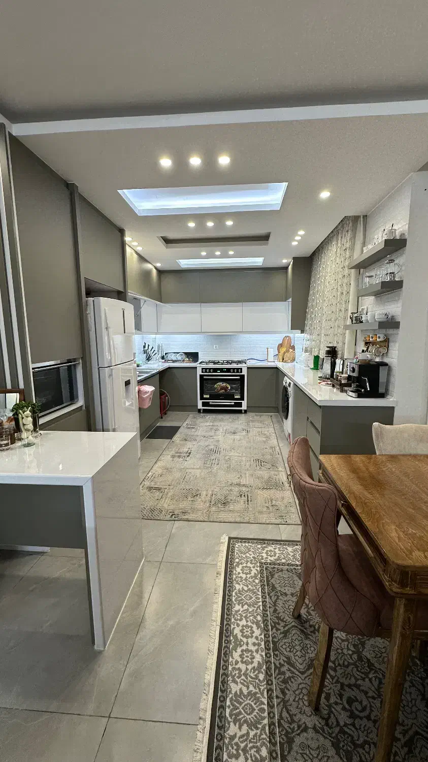 آپارتمان تک واحدی ۱۰۲ متر دو خواب|فروش آپارتمان|شاهین‌شهر, گرگاب|دیوار