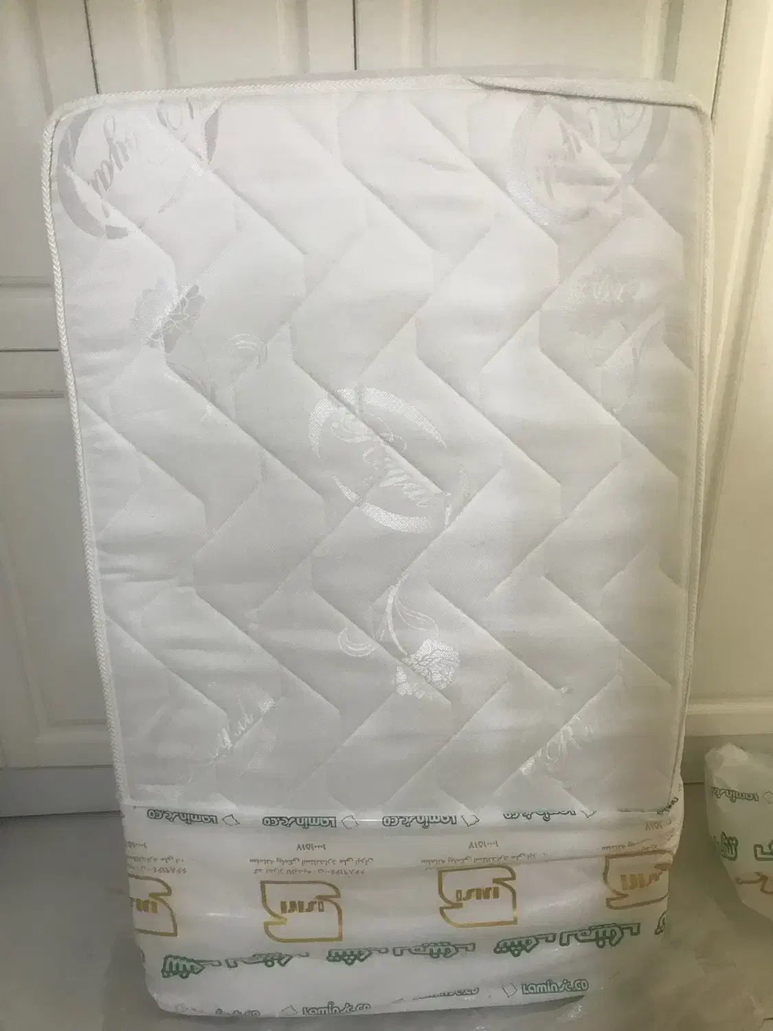 تشک خواب کودک رویال به همراه محافظ کاملا نو|تشک تختخواب|تهران, نیروی دریایی|دیوار