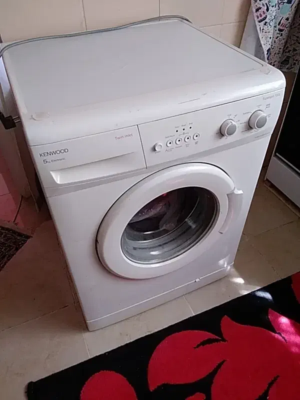 لباسشوئی KENWOOD اصلی  تمام اتوماتیک  5Kg|ماشین لباسشویی و خشک‌کن لباس|شاهین‌شهر, عطار|دیوار