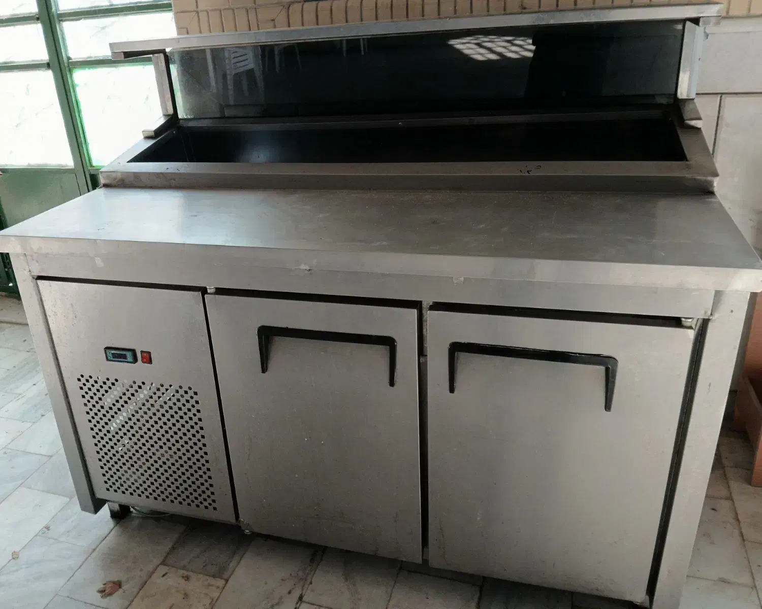 تاپینگ زیر یخچال|کافیشاپ و رستوران|نیریز, |دیوار