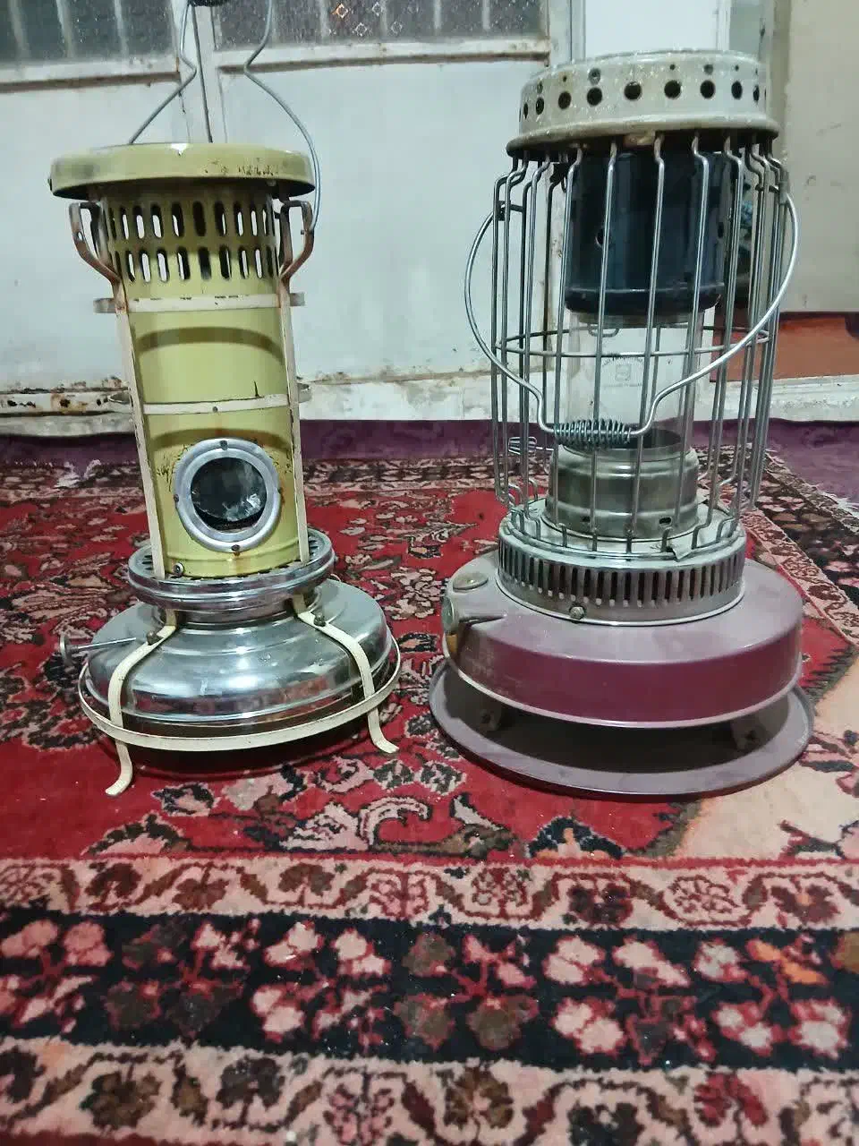 چراغ نفتی|کلکسیون اشیاء عتیقه|قم, علی آباد سعدگان|دیوار