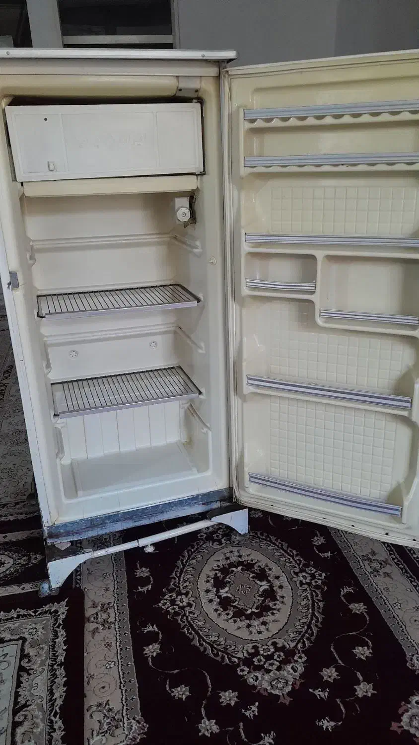 یخچال قدیمی سالم|یخچال و فریزر|نهاوند, |دیوار