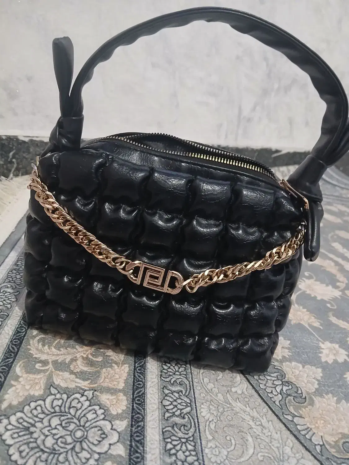 کیف|کیف، کفش، کمربند|قدس, شهر‌قدس|دیوار