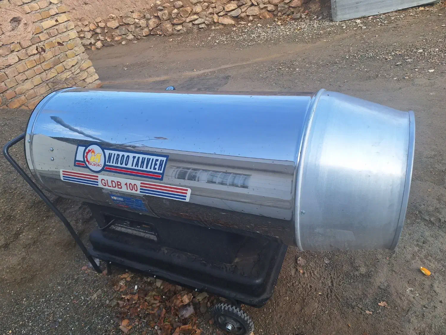 جت هیتر ۱۰۰هزار ۵۰هزار گازی گازویلی دوگانه موجوده|بخاری، هیتر، شومینه|آوج, |دیوار