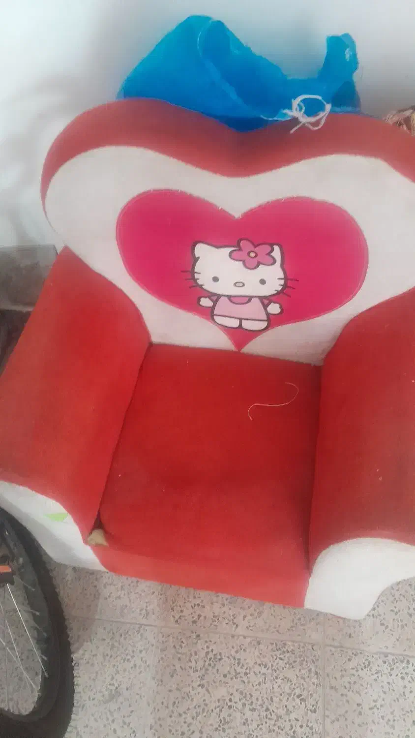 صندلی کودک|تخت و صندلی بچه|اردبیل, |دیوار