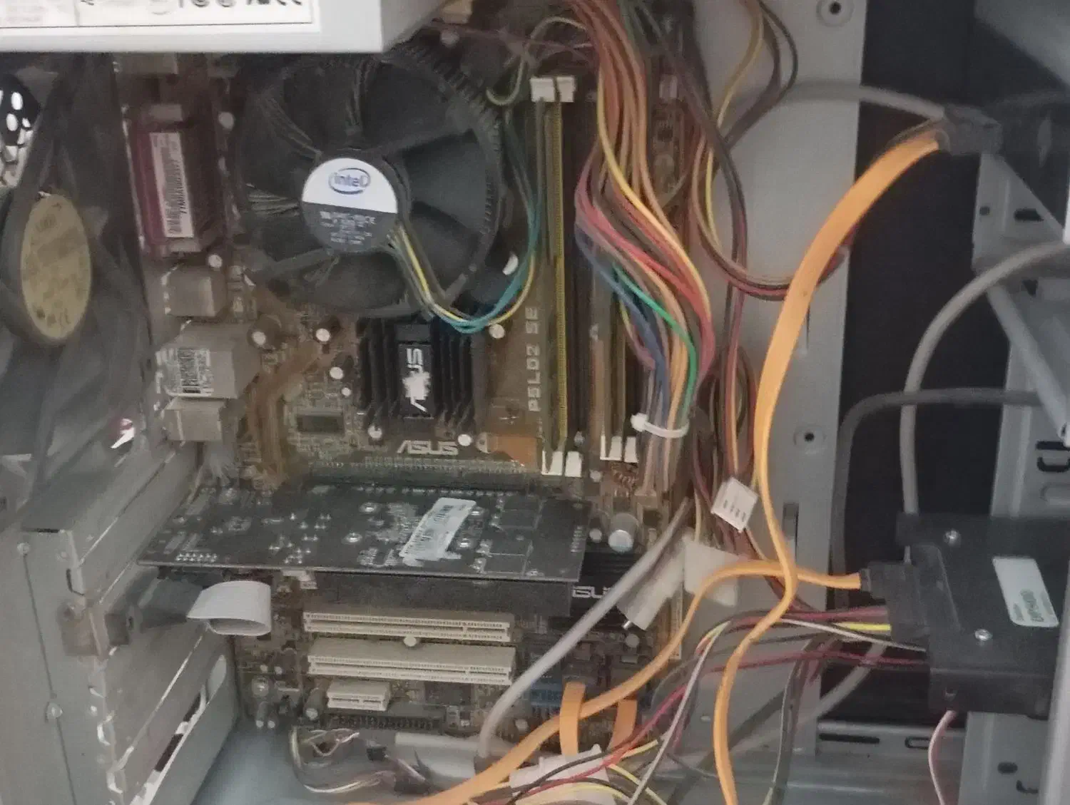 کامپیوتر|رایانه رومیزی|زابل, |دیوار