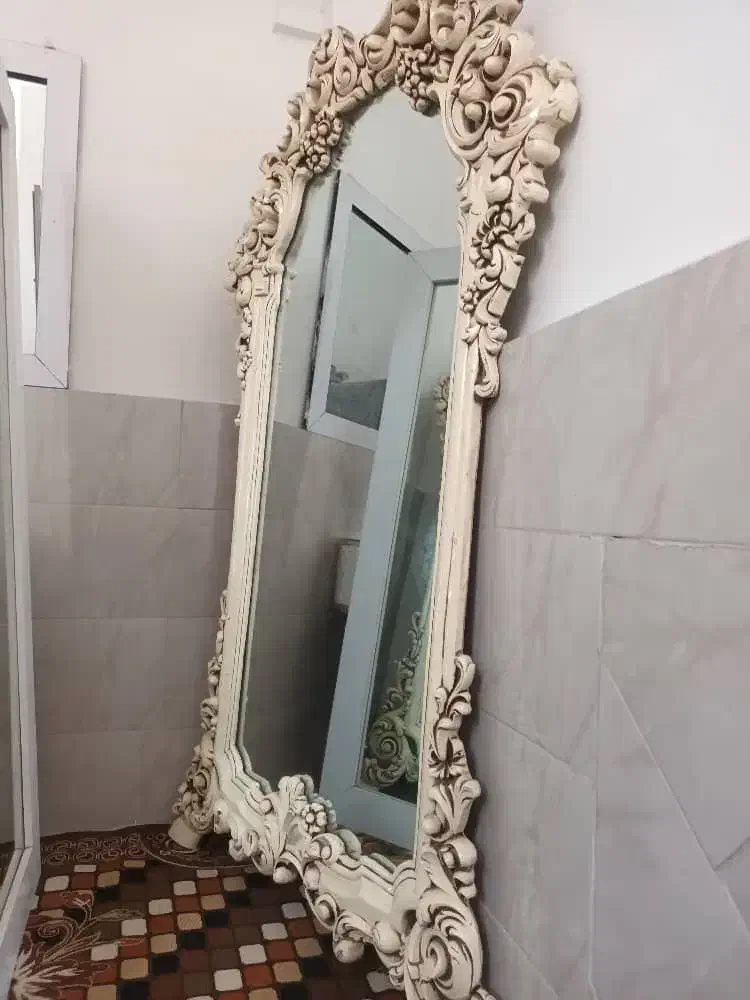 آرایشگاهی|آرایشگاه و سالن‌های زیبایی|رباط‌کریم, شترخوار|دیوار