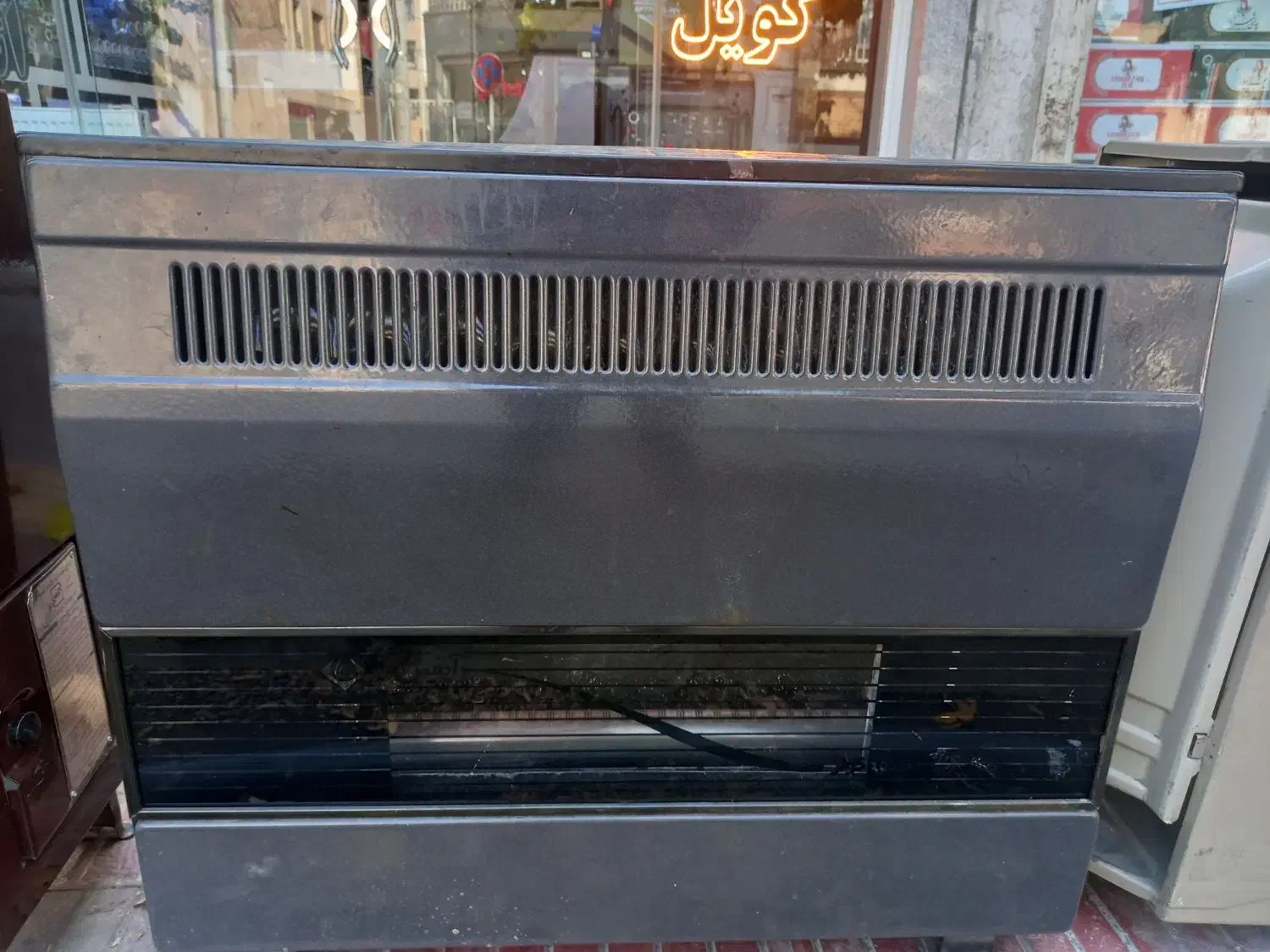بخاری آدونیس تمیز ۱۰ هزار سرویس شوده به شرط|بخاری، هیتر، شومینه|اصفهان, حسینآباد|دیوار