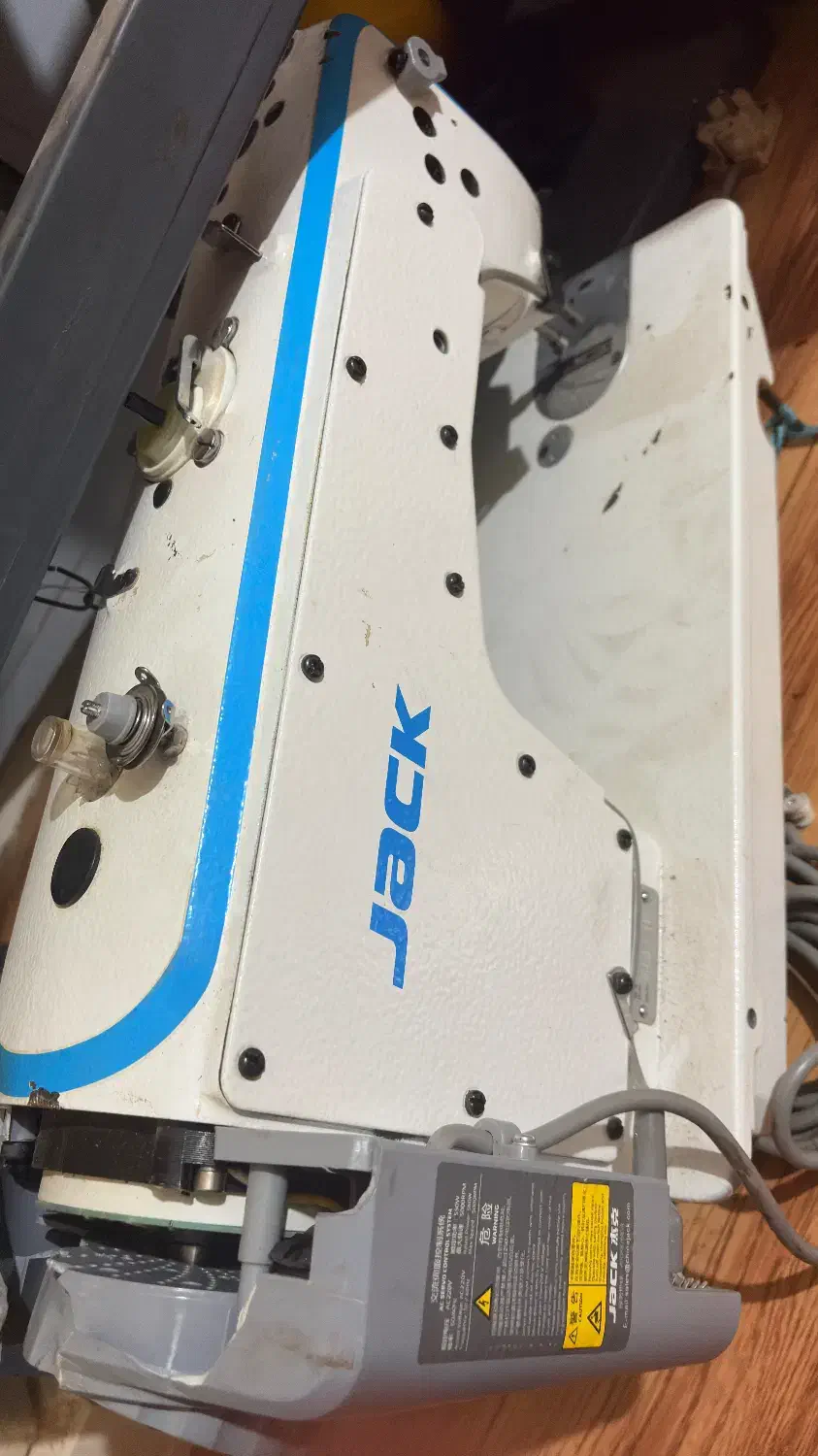 چرخ خیاطی جک اف ۴|چرخ خیاطی و ریسندگی|فولادشهر, سایت صنعتی کاوه|دیوار