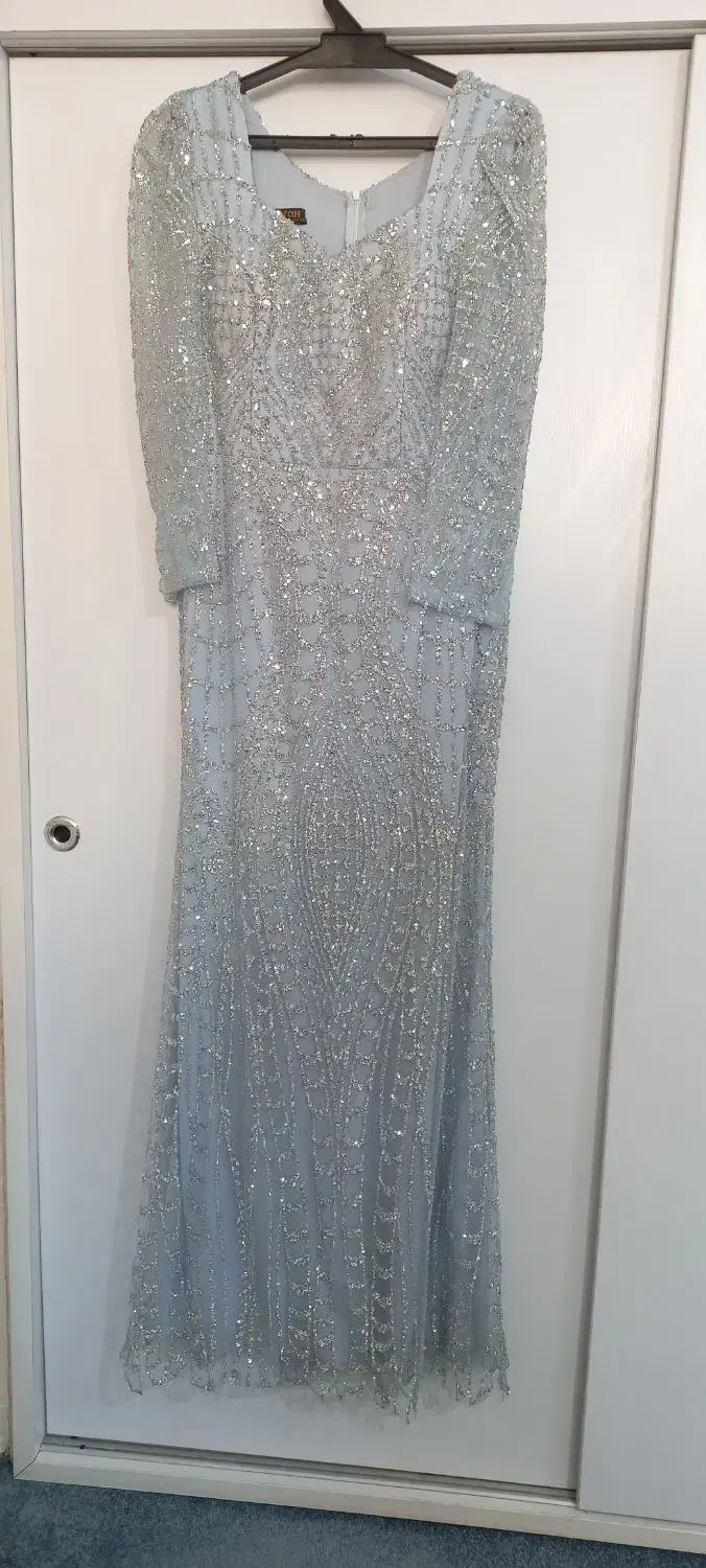 لباس مجلسی|لباس|سبزوار, باهنر|دیوار