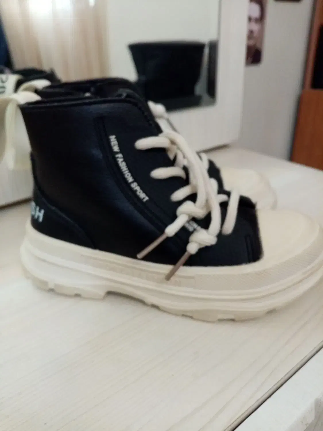 کفش پسرانه|کفش و لباس بچه|مشهد, دانشجو|دیوار