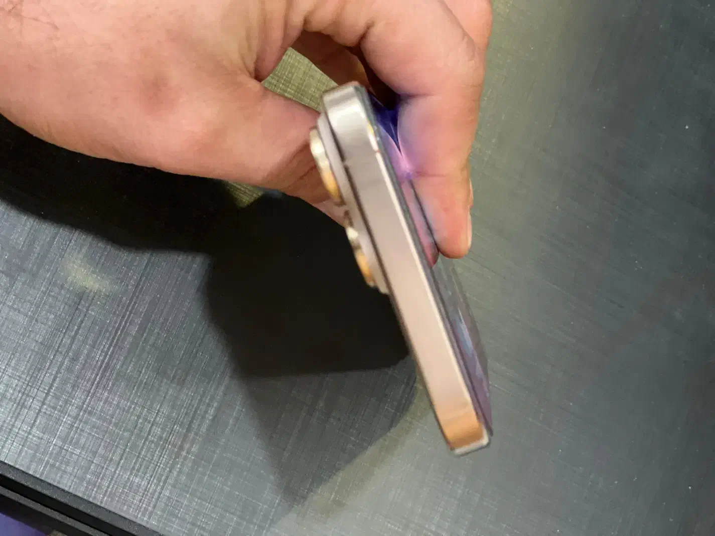 ۱۶ پرومکس ۵۱۲ رجیستر شده بدون خط خش|موبایل|بندرعباس, |دیوار