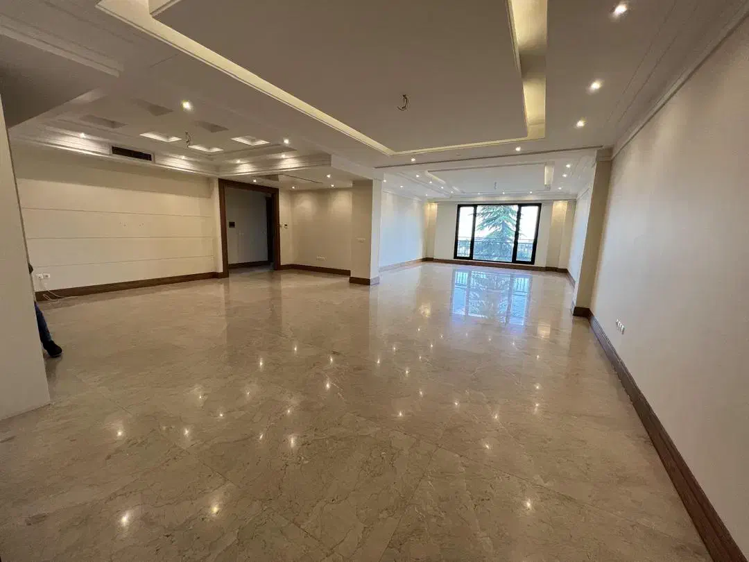 آجودانیه ۲۰۰ متر با مشاعات فعال