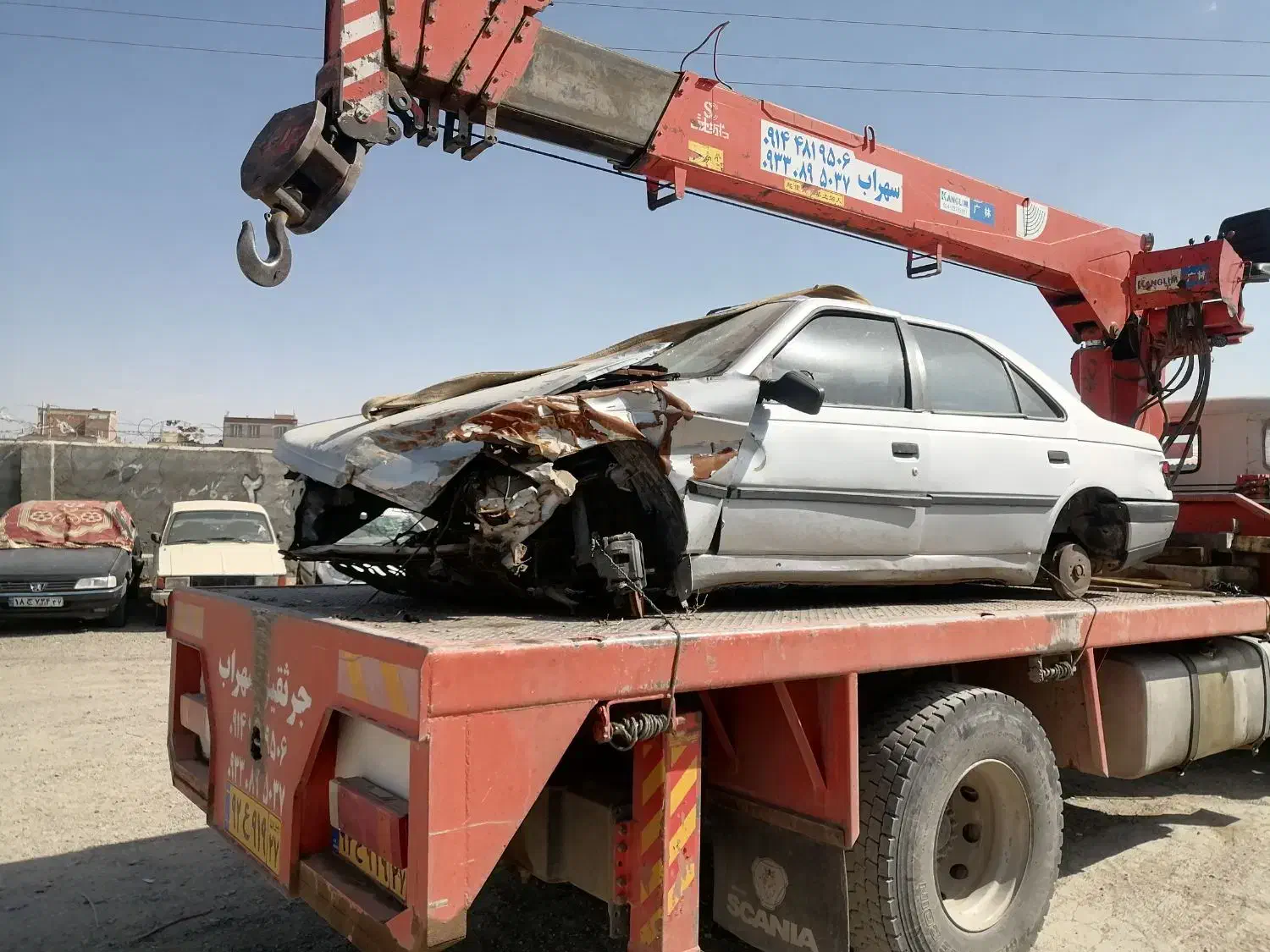 خدمات جرثقیل کفی با دکل 25 متری|خدمات حمل و نقل|میاندوآب, |دیوار