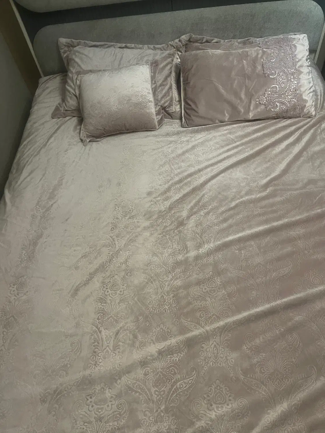 روتختی ۲ نفره مخمل ترک نو نو حتی برای جهیزیه|سرویس روتختی|تهران, پردیسان|دیوار