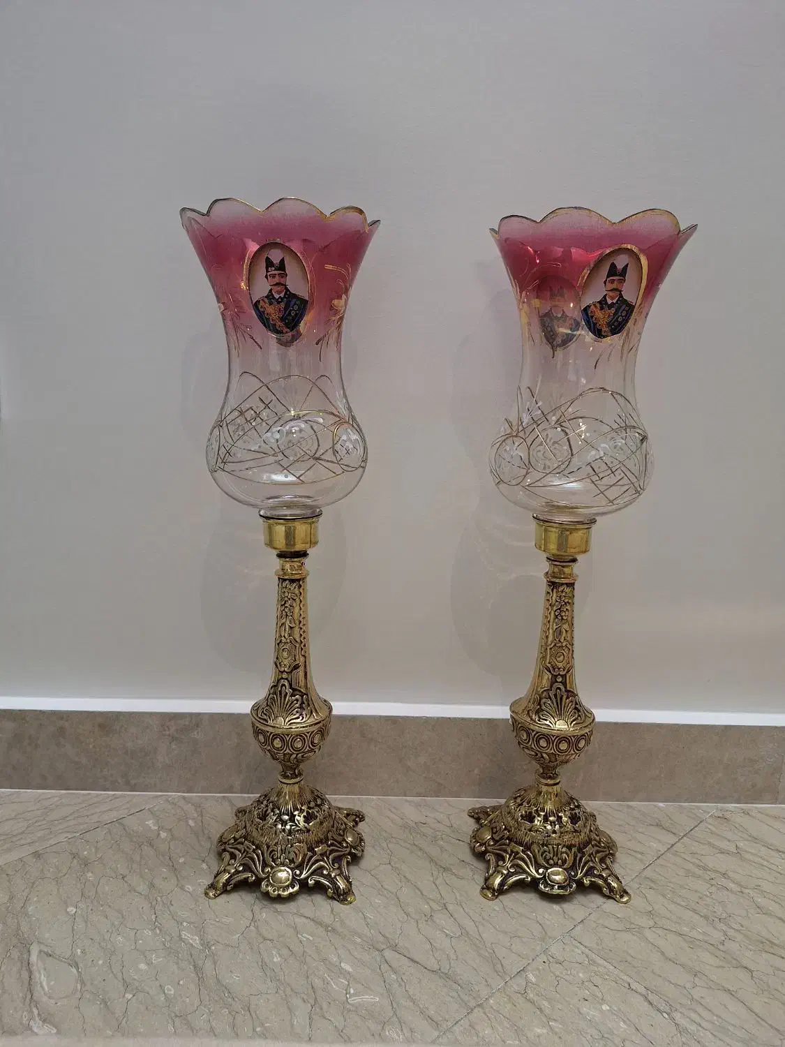 لاله عباسی قدیمی|لامپ و چراغ|تهران, منیریه|دیوار