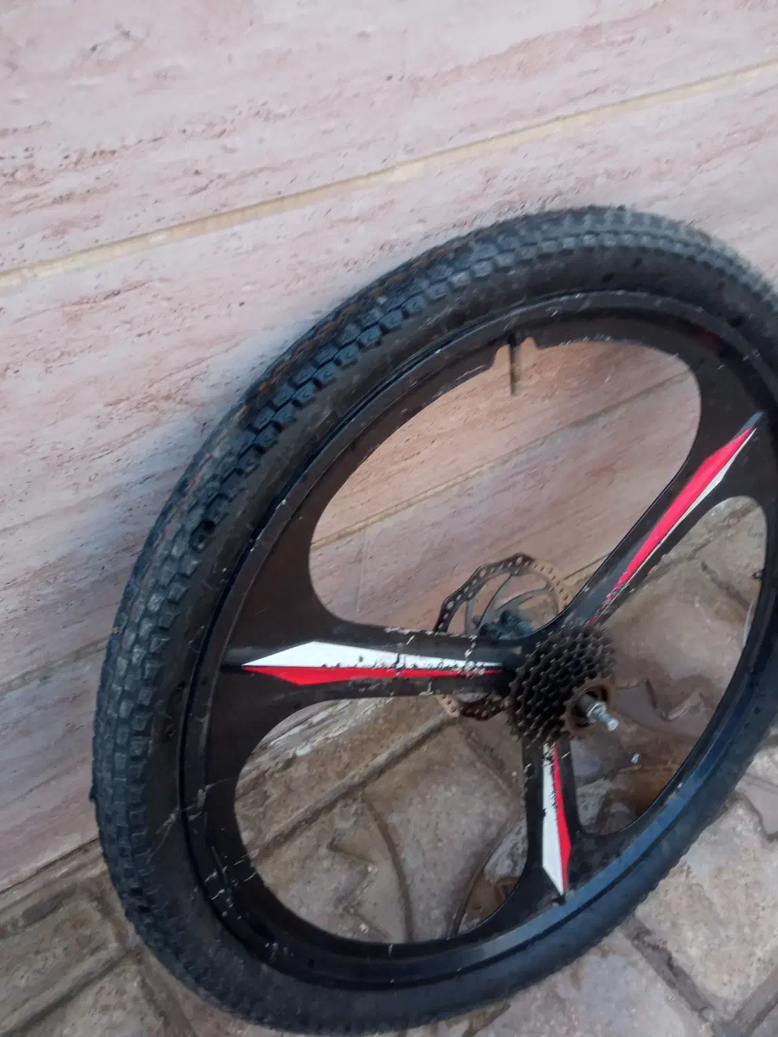 لاستیک جلو و عقب یک هفته کار کرد|دوچرخه، اسکیت، اسکوتر|لوشان, |دیوار
