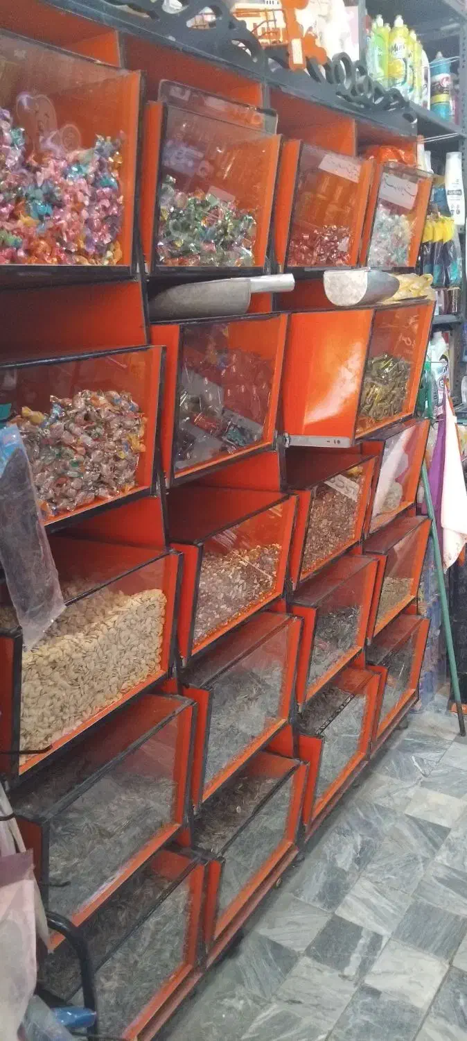 وسایل سوپر مارکت .یخچال واستند آجیل واستند چیپس|حراج|کامیاران, |دیوار