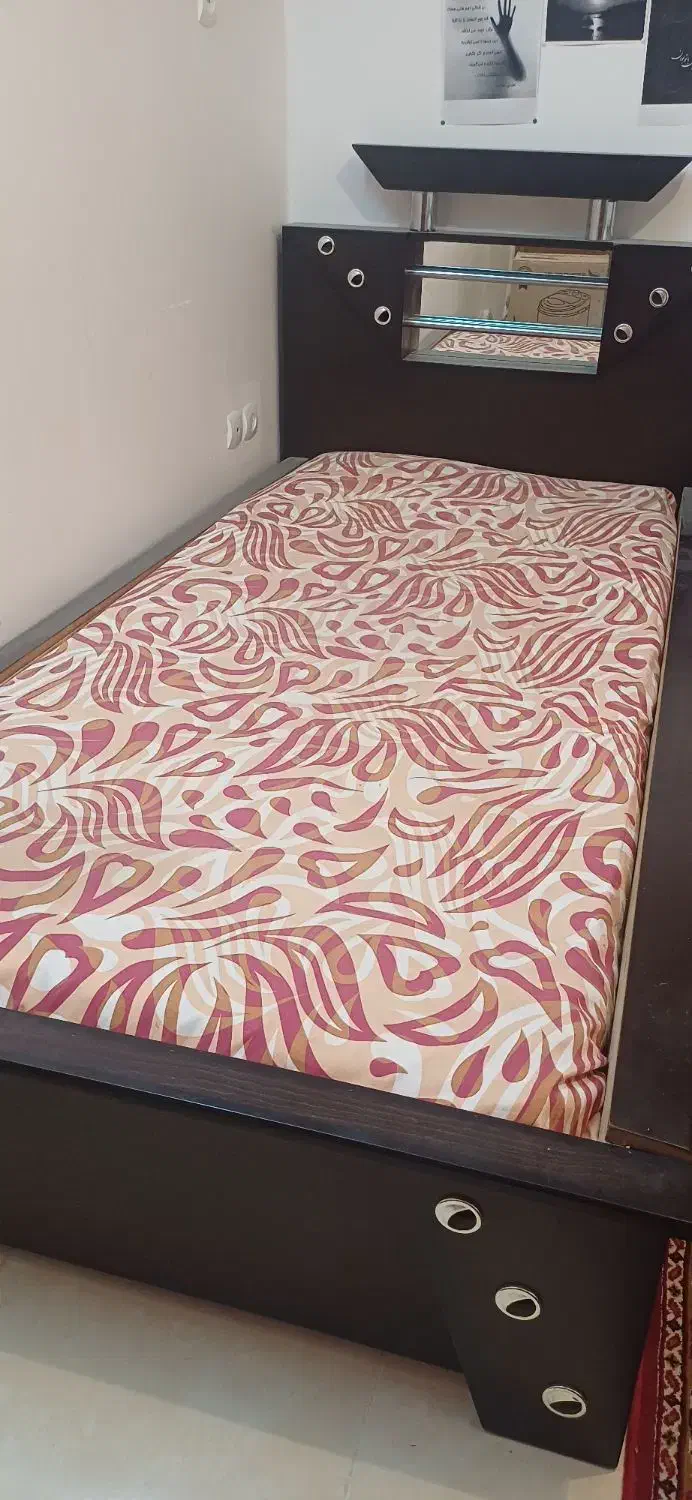 تخت خواب جوان و نوجوان|تخت و سرویس خواب|سیرجان, |دیوار