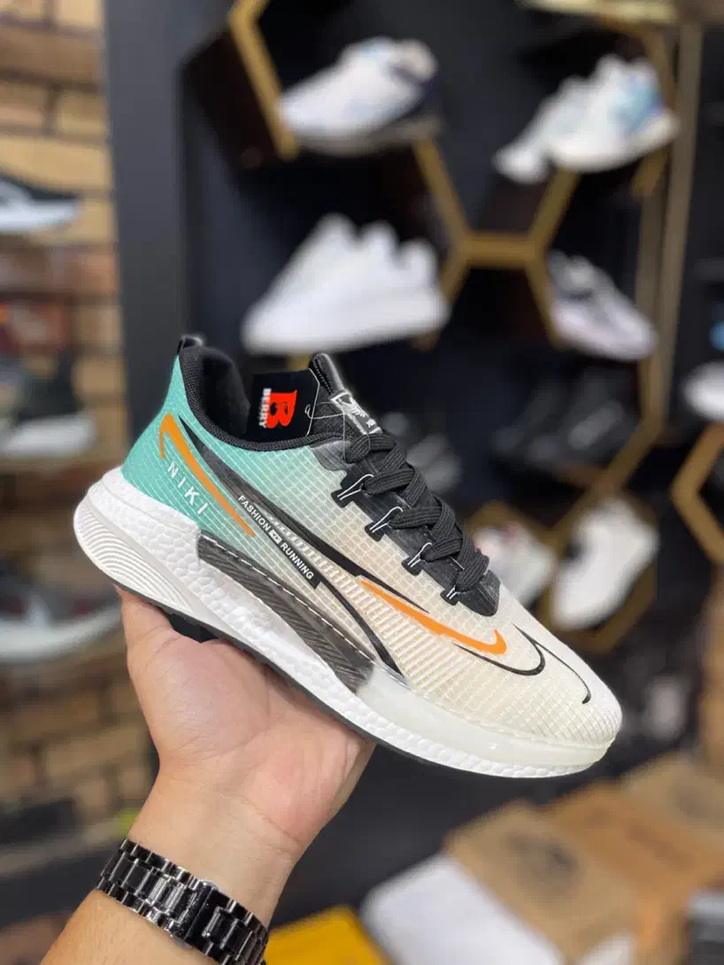 کتونی و کفش با کیفیت عالی کف قیمت|کیف، کفش، کمربند|آمل, |دیوار