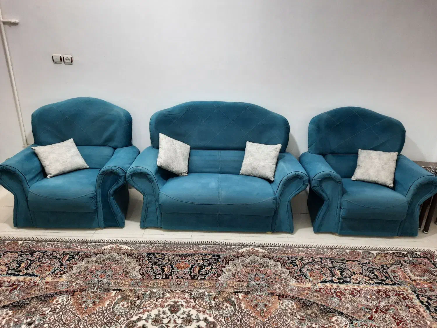 مبل|مبلمان خانگی و میز عسلی|قائم‌شهر, |دیوار