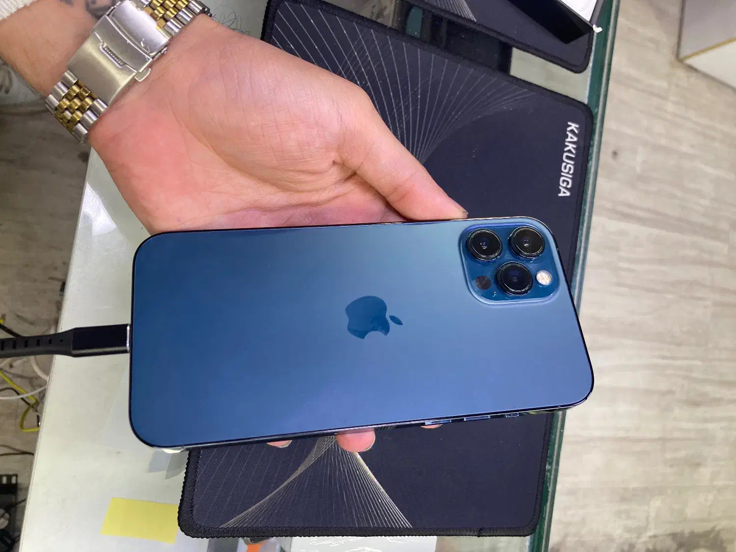 اپل ۱۲ پرومکس|موبایل|رشت, سعدی (تختی)|دیوار