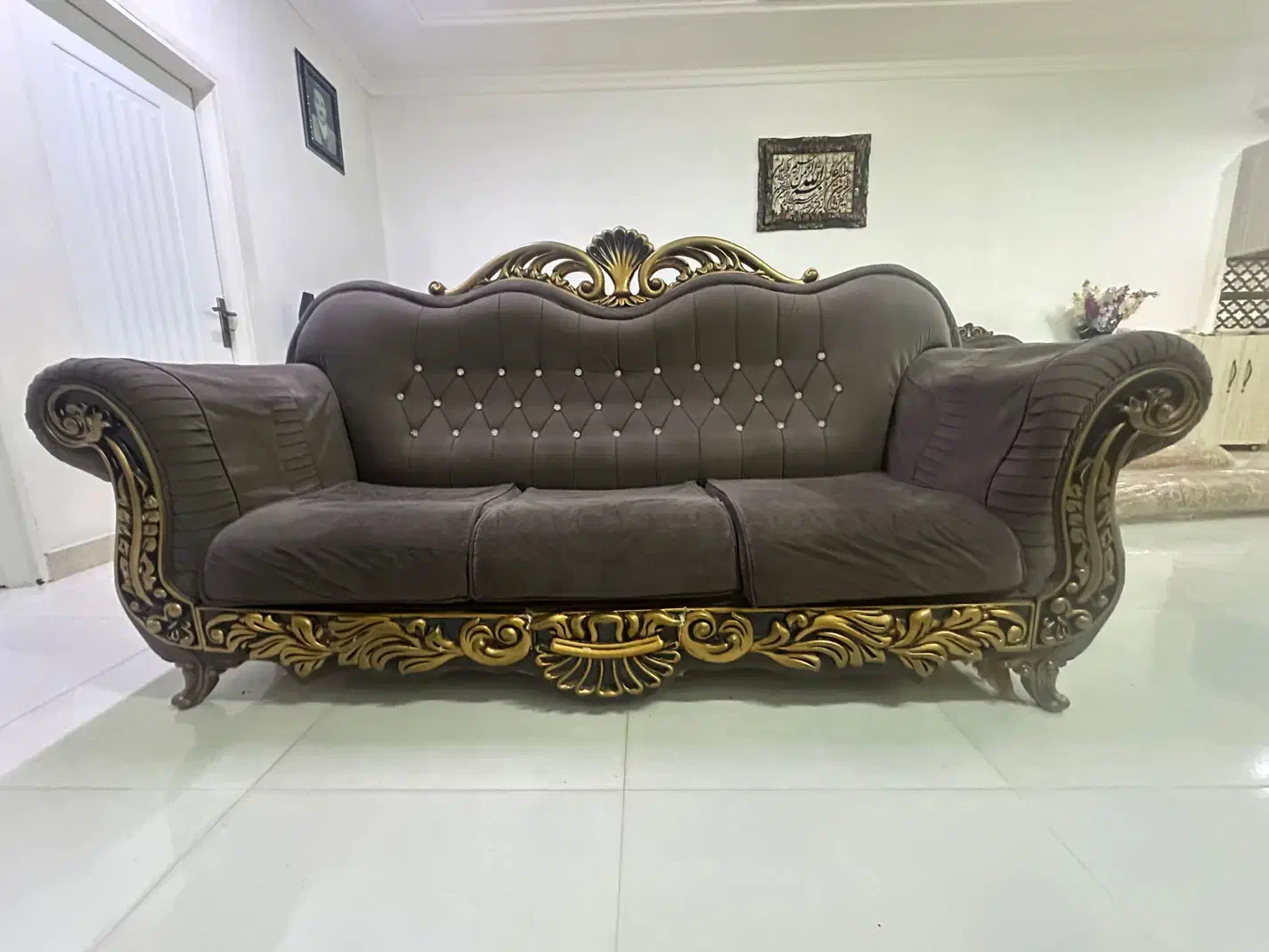 مبل راحتی|مبلمان خانگی و میز عسلی|رشت, انصاری|دیوار