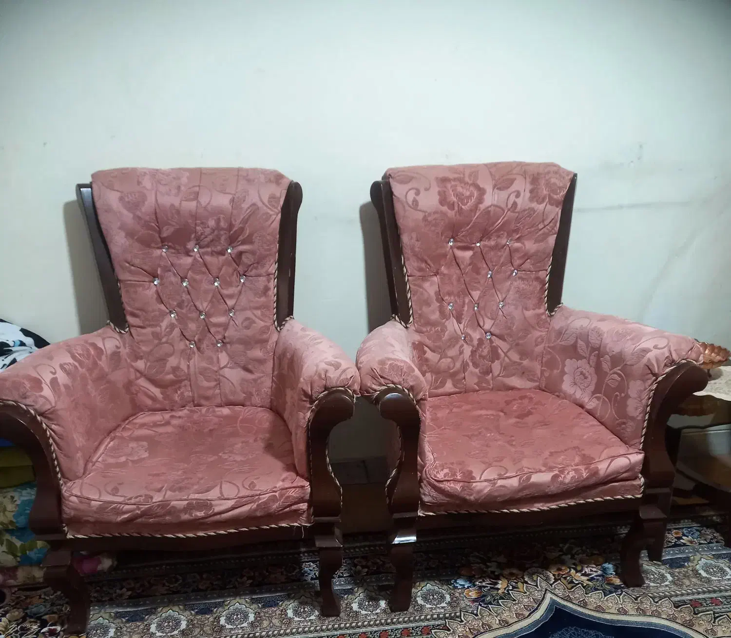 مبلمان ۹ نفره|مبلمان خانگی و میز عسلی|فلاورجان, |دیوار