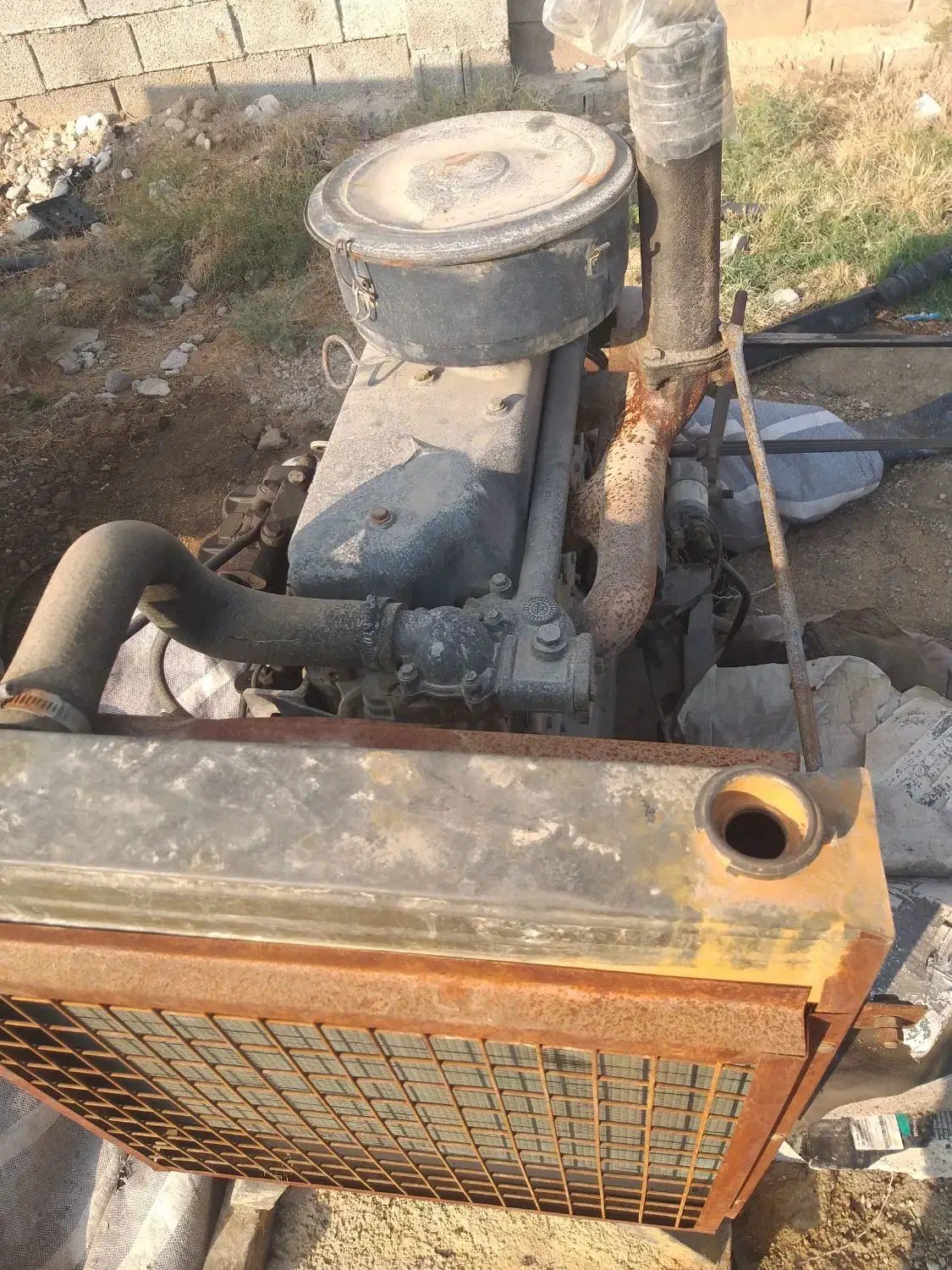 موتور ۹۱۱چهار پیچ آبکشی بشرط|ماشین‌آلات صنعتی|قیروکارزین, |دیوار