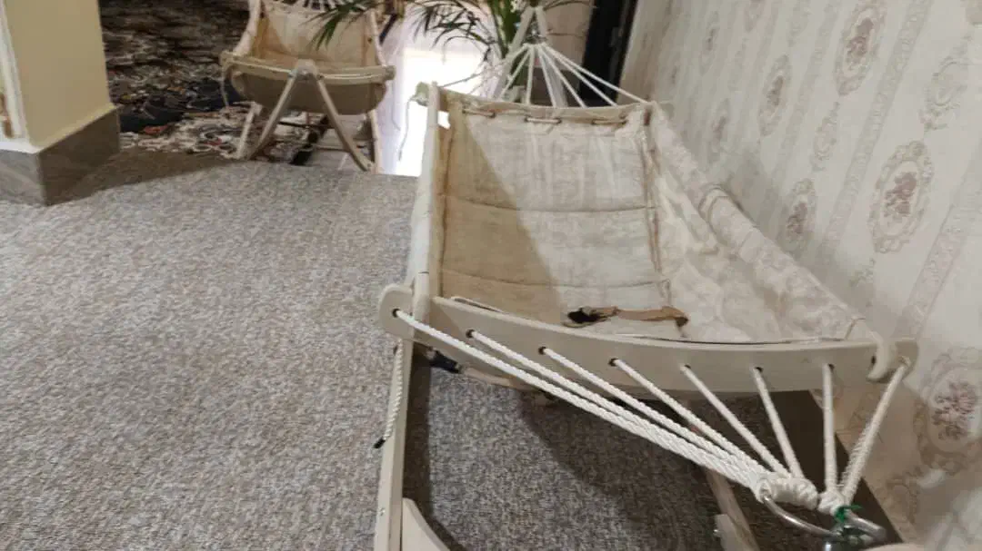 گهواره نو نو|اسباب و اثاث بچه|لامرد, |دیوار