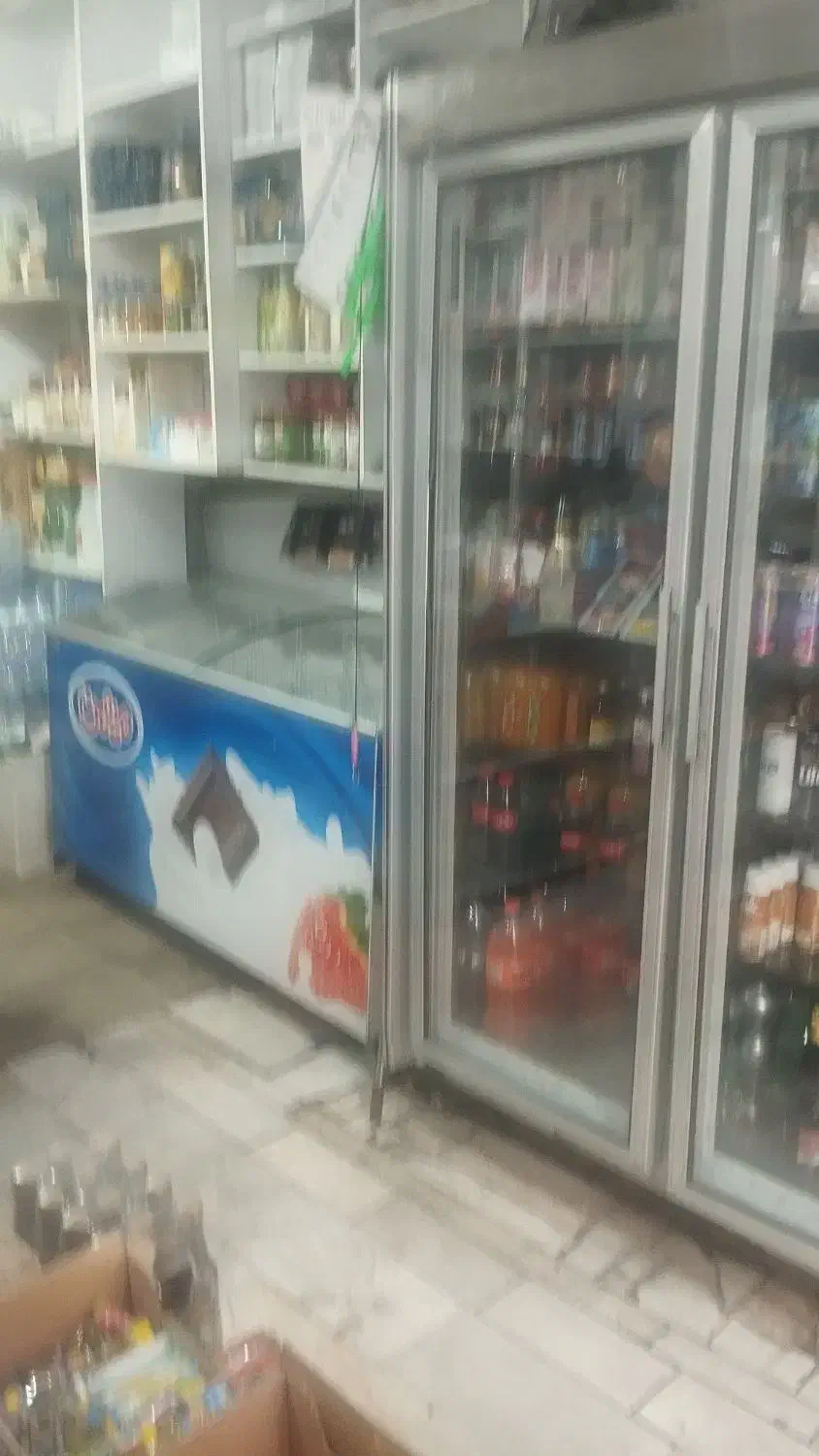 ۱۵متر سوپر مارکت با سابقه ولوازم|اجارهٔ مغازه و غرفه|تهران, علم و صنعت|دیوار