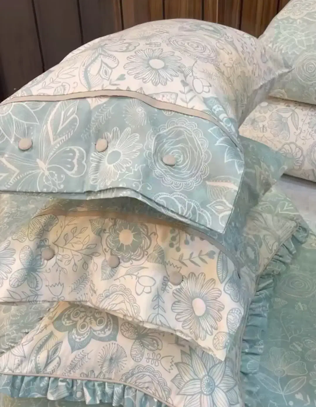 لحاف دوزی فراهانی ارائه دهنده بهترین خدمات|سرویس روتختی|قدس, شهرقدس|دیوار