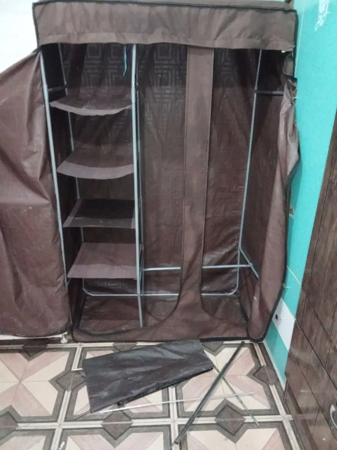 کمد برزنتی|جاکفشی، کمد، دراور|شیراز, کوزه گری|دیوار