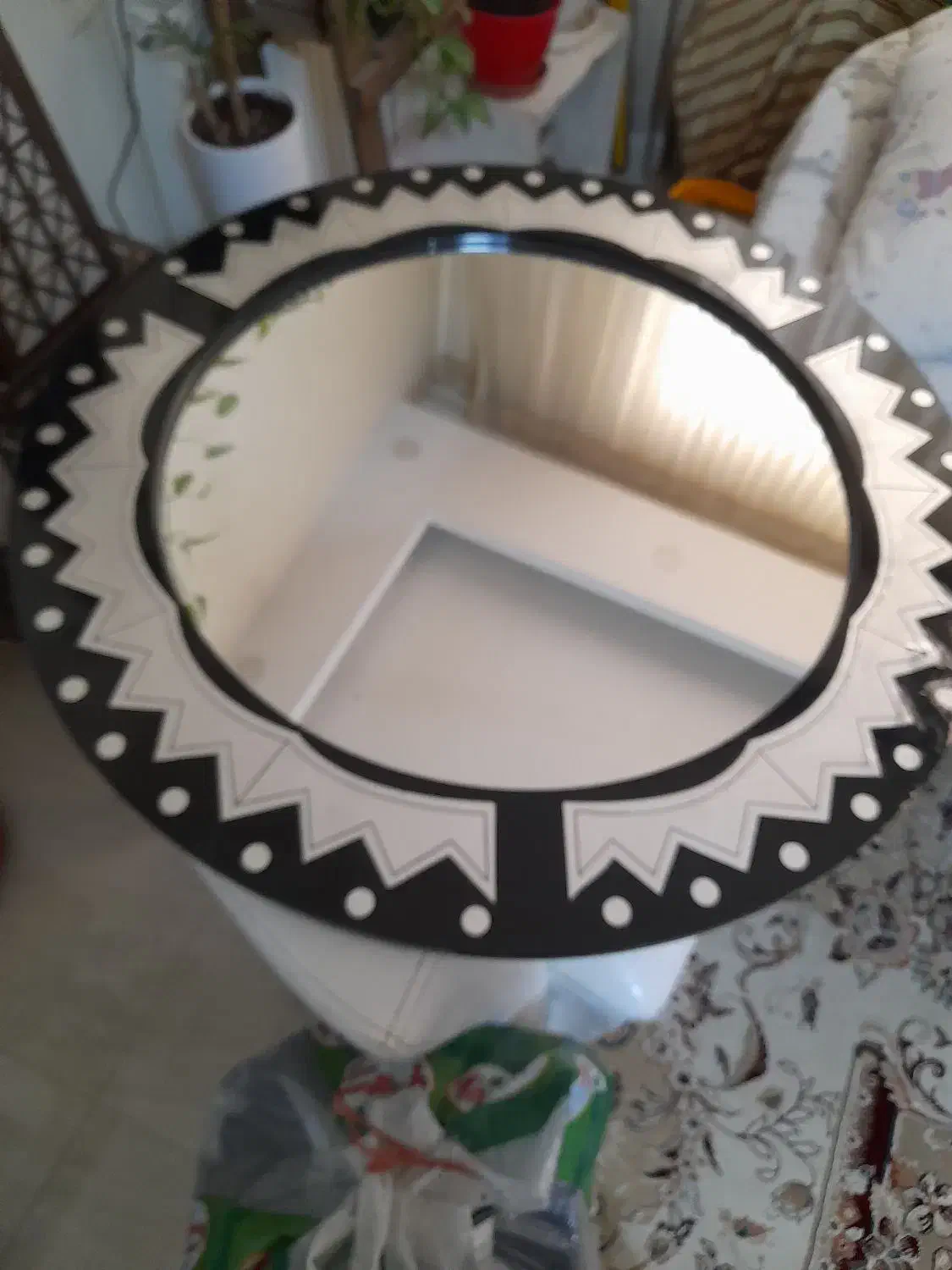 آینه طرح نقره کوب دایره ای|صنایع دستی و سایر لوازم تزئینی|شیراز, نصر|دیوار