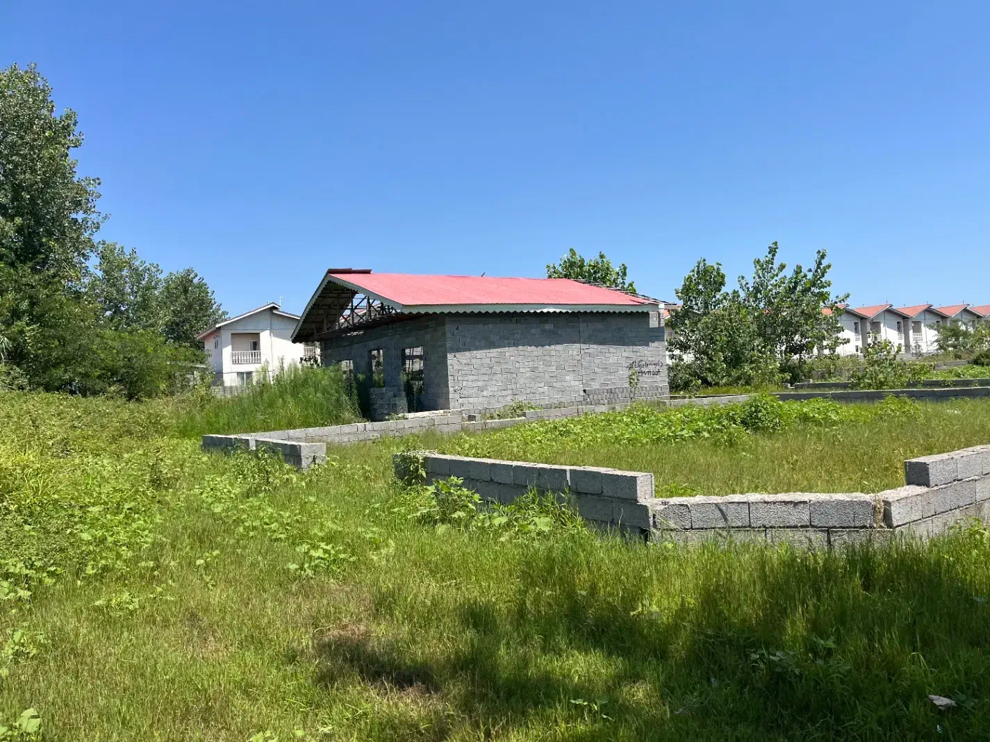 زمین داخل طرح/مستطیل و خوش نقشه/قابل ساخت و محصور|فروش زمین و ملک کلنگی|رشت, استادسرا|دیوار