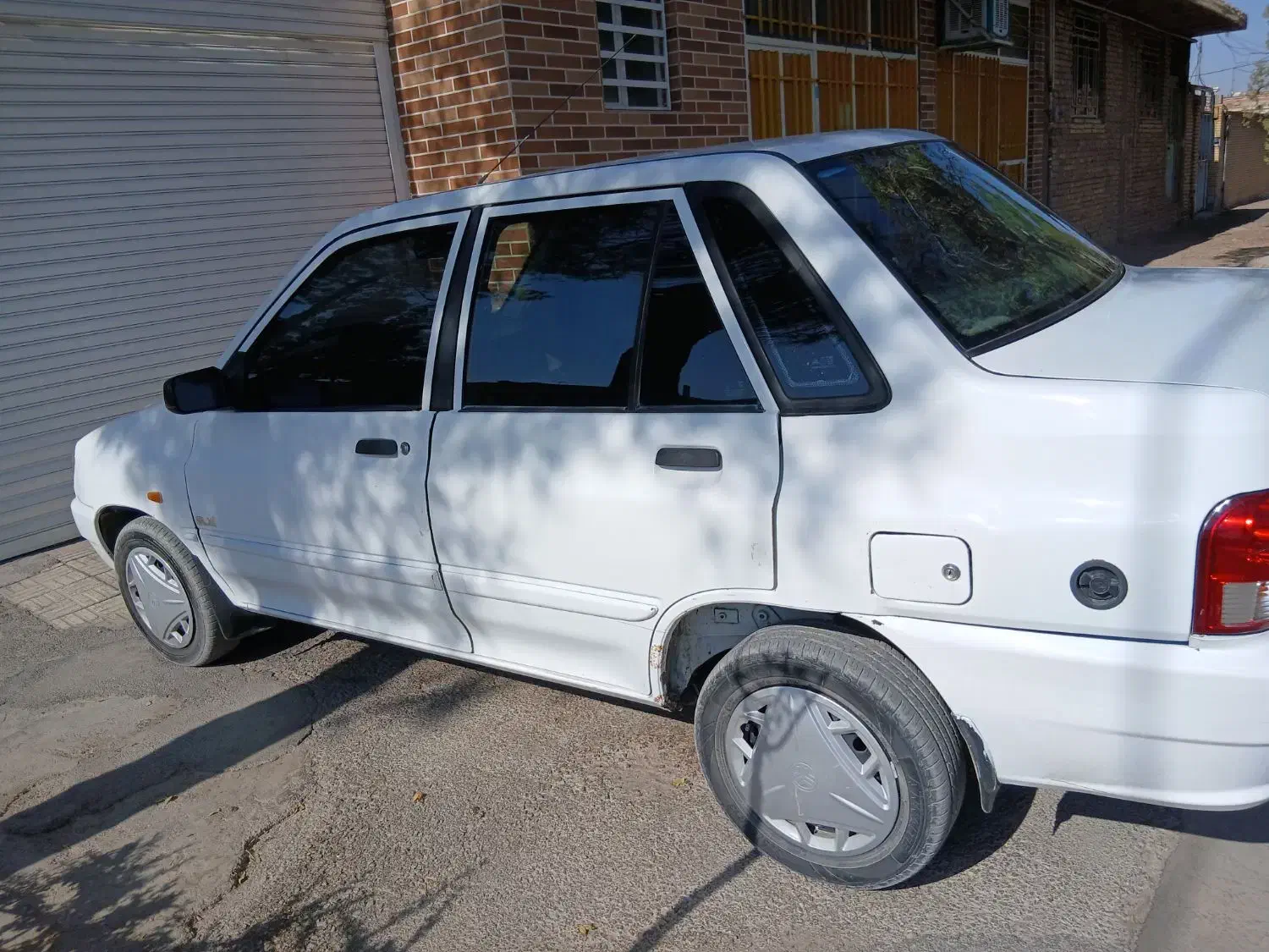 پراید ۱۳۲ مدل ۸۸ سفید دوگانه cng دستی|خودرو سواری و وانت|آباده, |دیوار