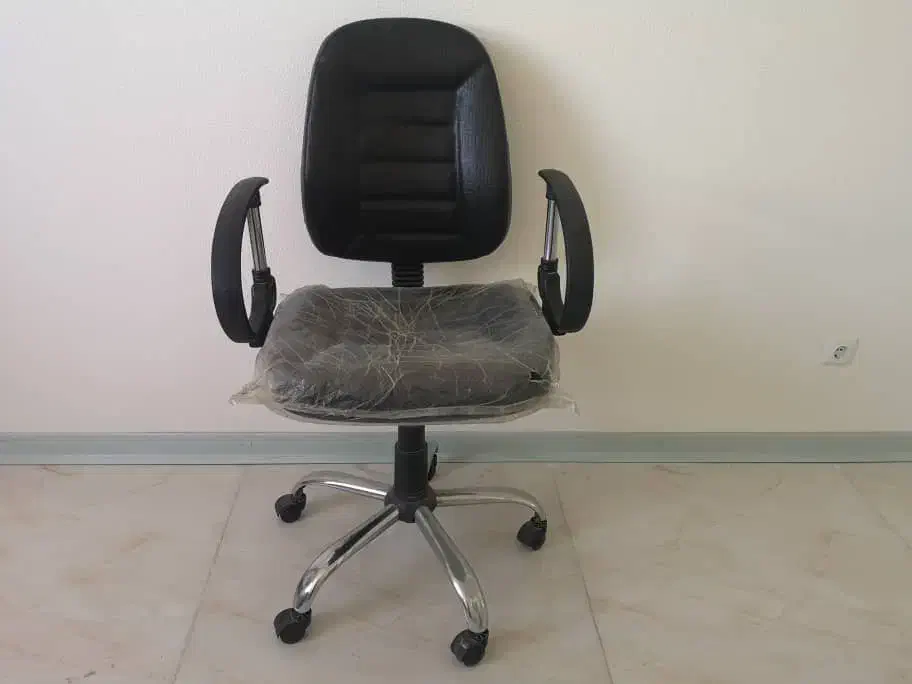 صندلی اداری|مبلمان اداری|شاهین‌شهر, خبرنگار|دیوار