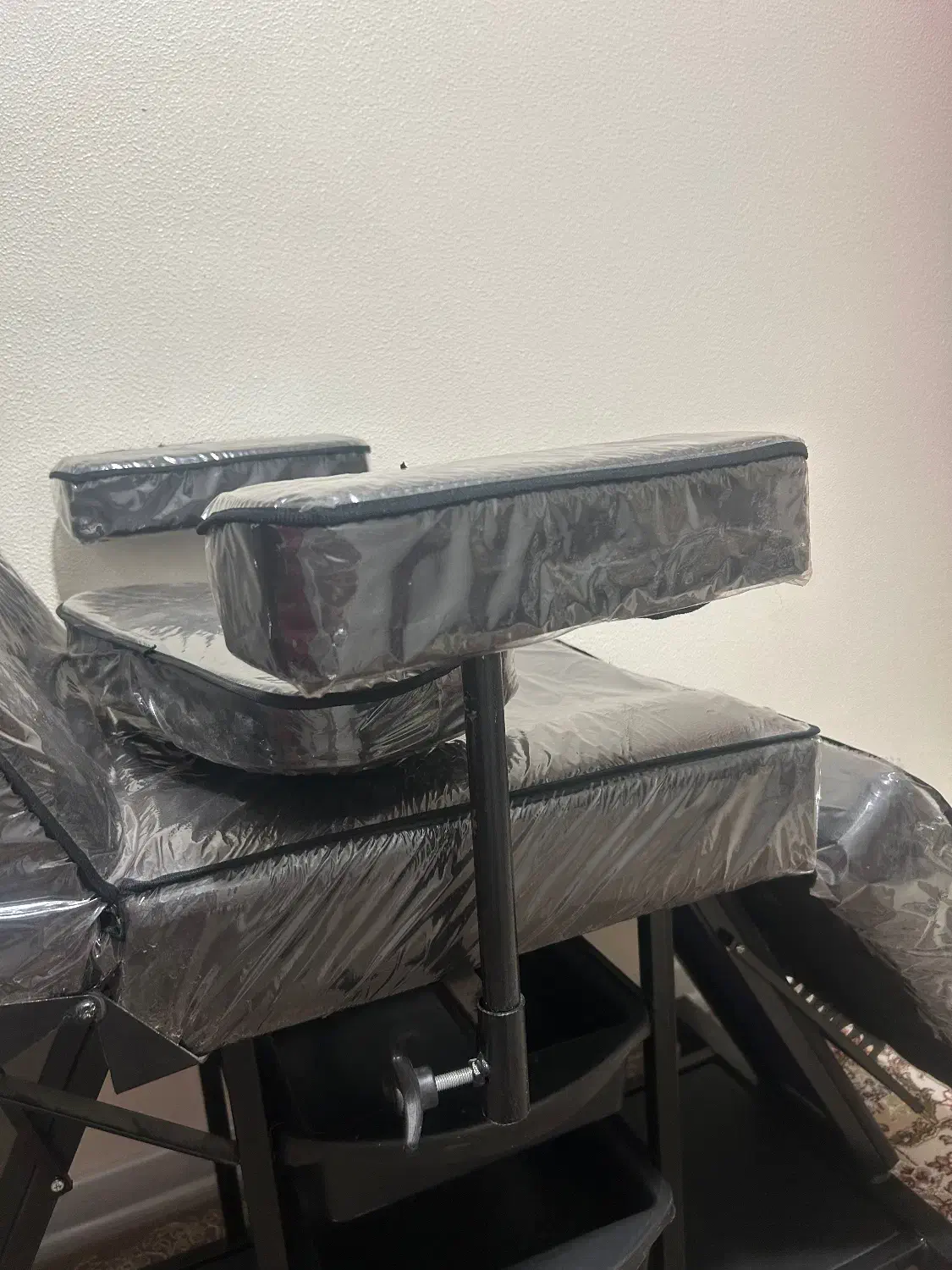 تخت فیشال/ماساژ و تتو|آرایشی، بهداشتی، درمانی|شاهینشهر, طالقانی|دیوار