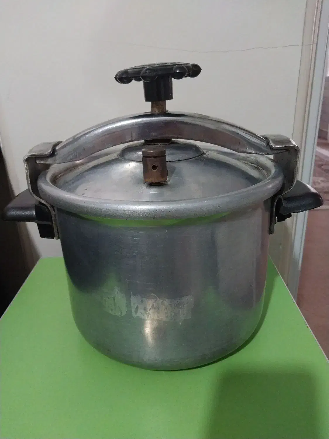 زودپز ۸ لیتری|ظروف پخت‌وپز|قم, سالاریه|دیوار