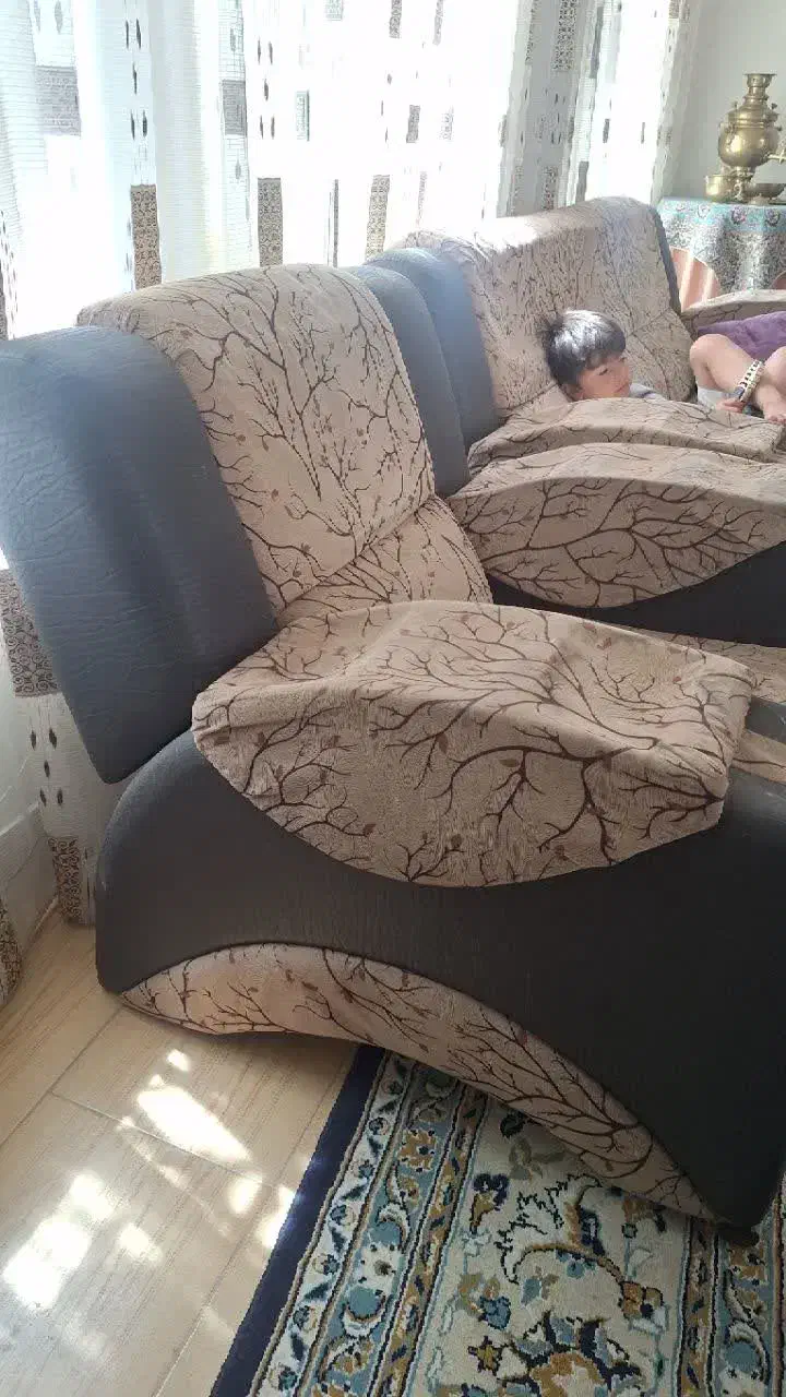 مبل راحتی|مبلمان خانگی و میز عسلی|نیشابور, هفده شهریور|دیوار