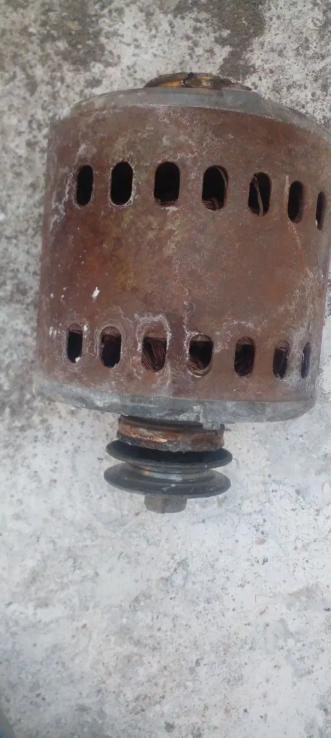 فروش چهارچوب آهنی و پنجره آهنی و پنجره آلمینیومی|مصالح و تجهیزات ساختمان|سیرجان, |دیوار