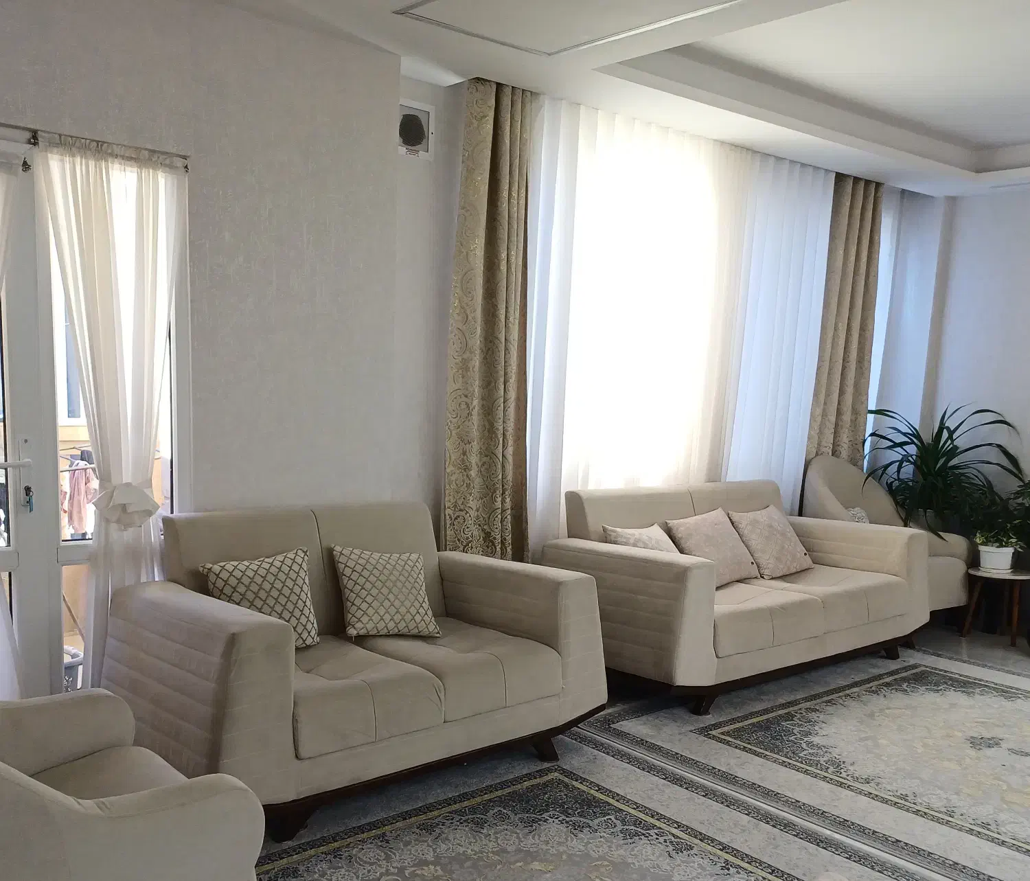 مبل ۷ نفر|مبلمان خانگی و میز عسلی|شیراز, شهرک بهشتی|دیوار