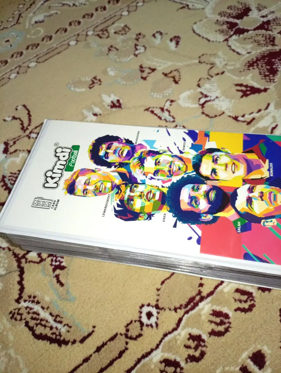 کیمدی همراه با مینی فیگو و برچسب|کلکسیون و سرگرمی|کوهدشت, |دیوار